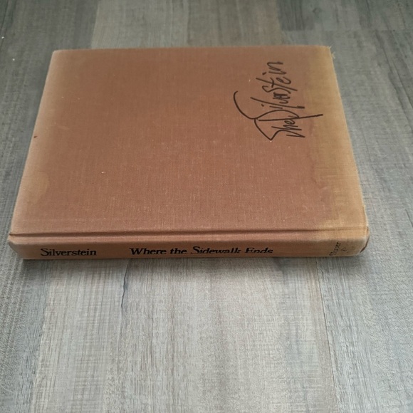 1980’s Vintage Hardback - Where the Sidewalk Ends Book by Shel Silverstein - Picture 3 of 12